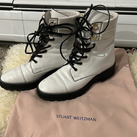 Stuart Weitzman Round Toe Block Heel Lace-Up Leather Combat Boots (size 8) - Picture 2 of 14